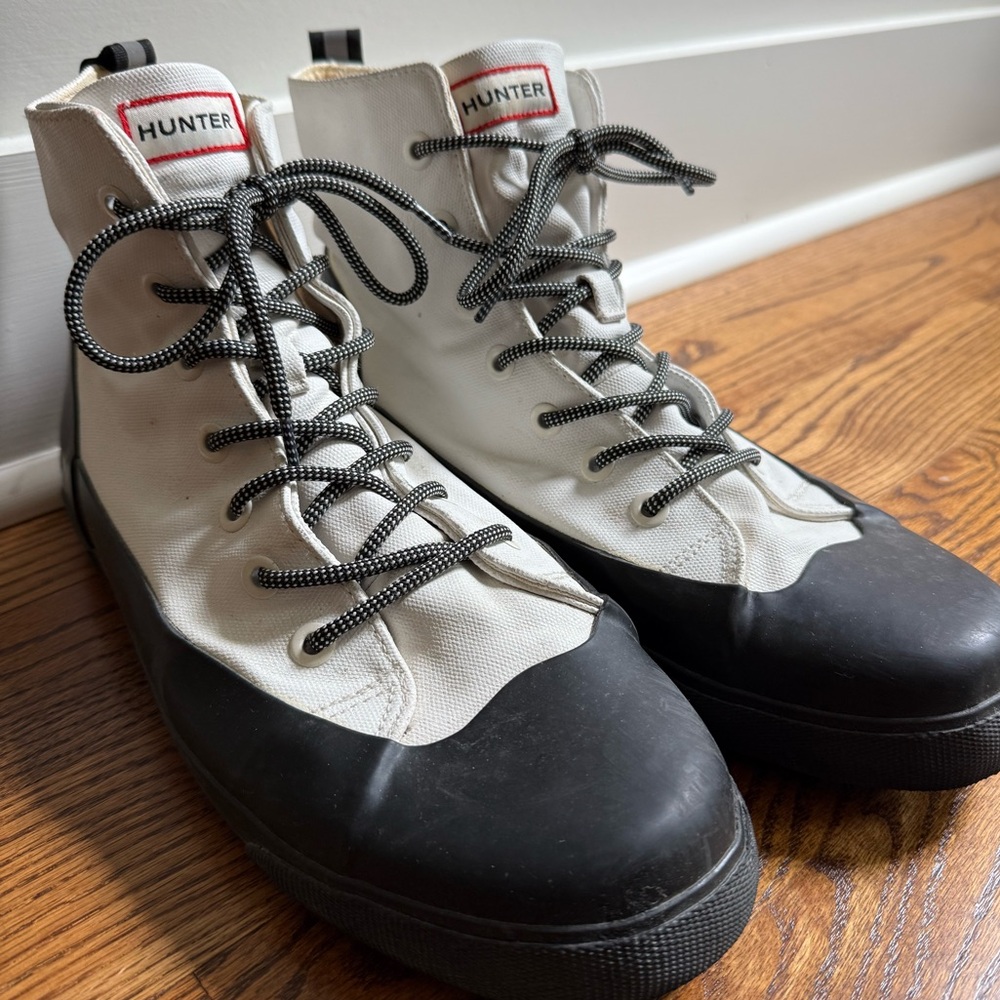 Hunter x Target High-Top Sneakers with Waterproof Soles - Size 13